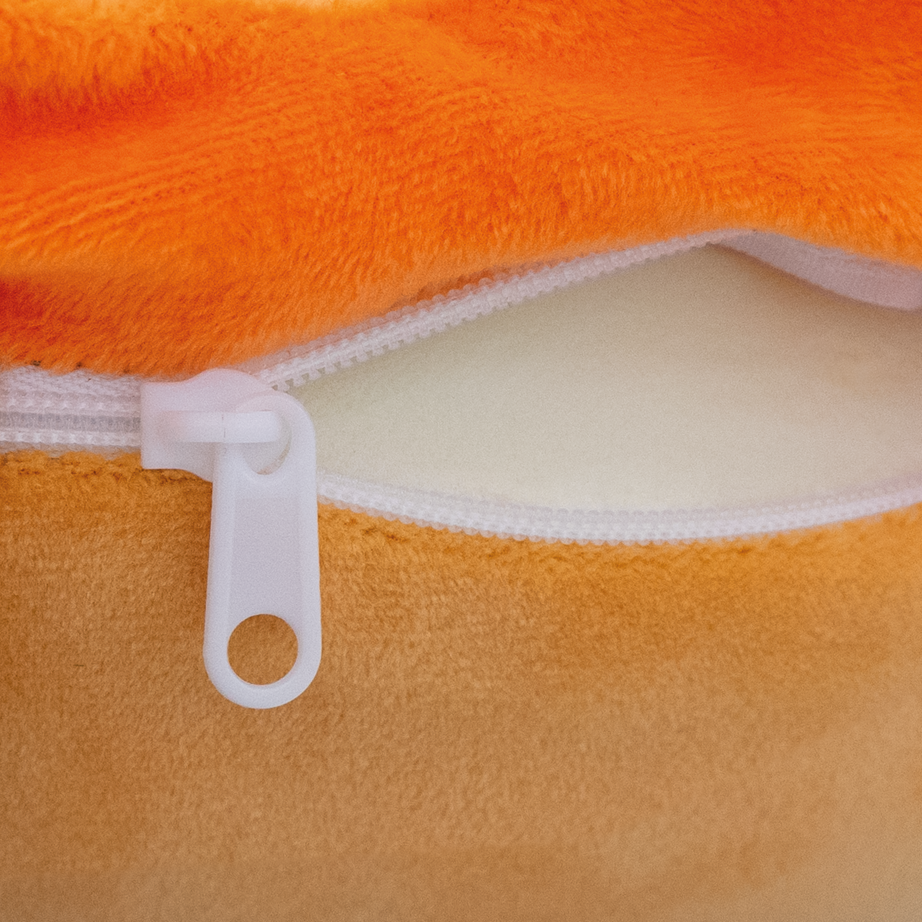 1770038147_4028985999085_44490092_Loewe_Reissverschluss_cropped.png